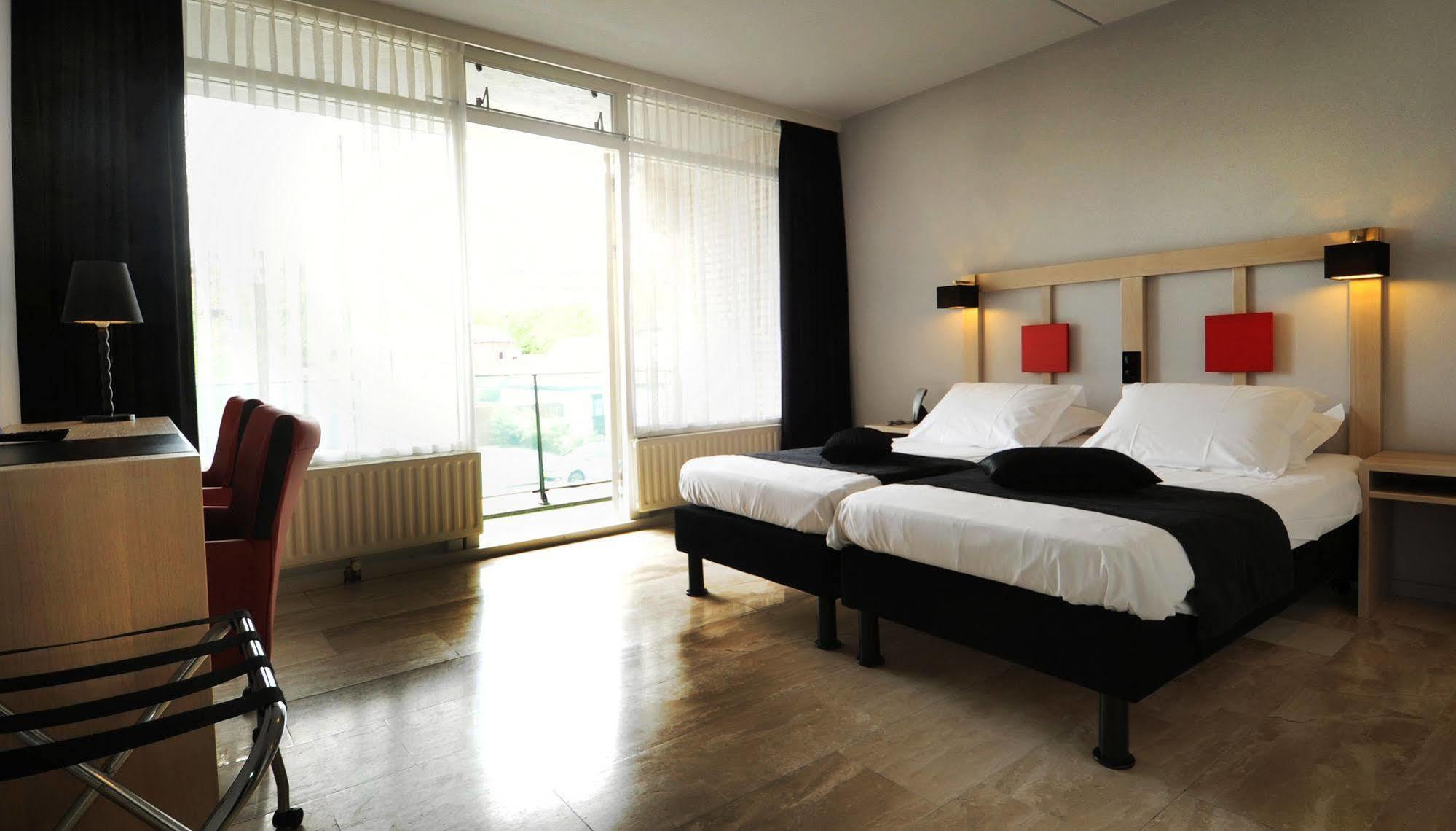 Hotel Restaurant Piccard Vlissingen Ngoại thất bức ảnh